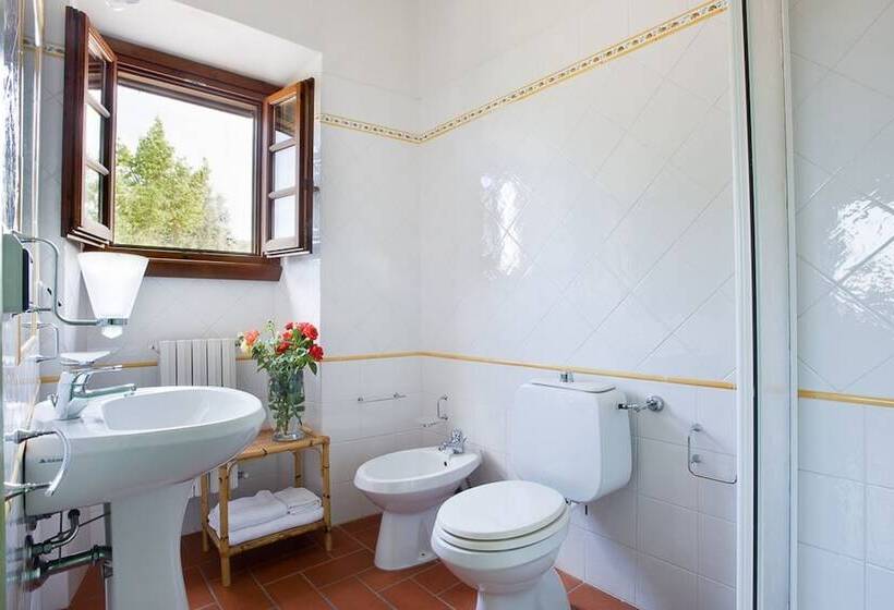 Отель I Greppi Di Silli