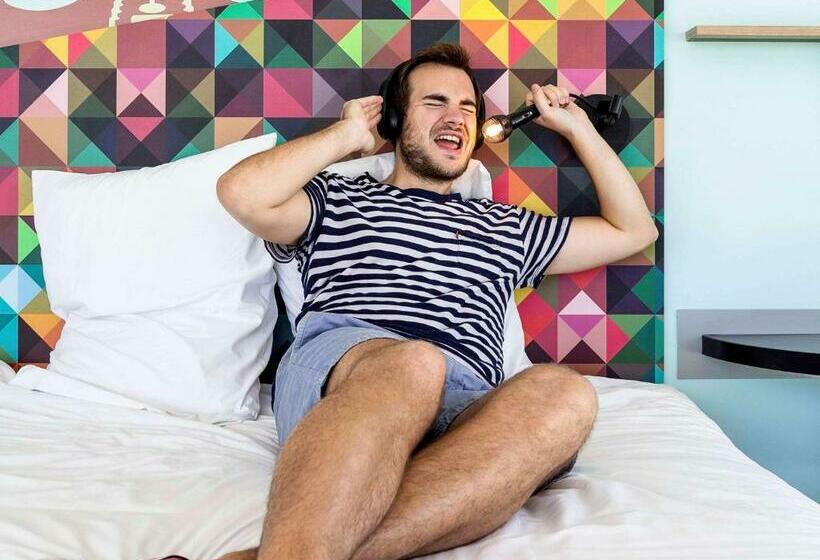 ホテル Ibis Styles Merida Galerias