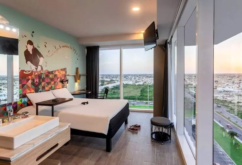ホテル Ibis Styles Merida Galerias