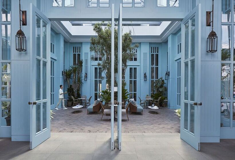 ホテル Kanvaz Village Resort Seminyak