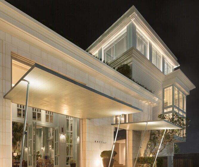 ホテル Kanvaz Village Resort Seminyak