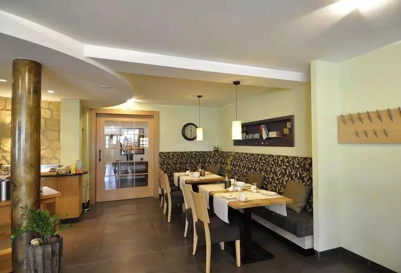 Hotelli Zum Alten Fritz