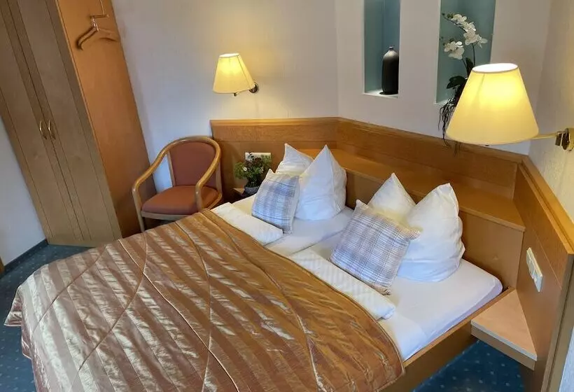 Hotelli Zum Alten Fritz