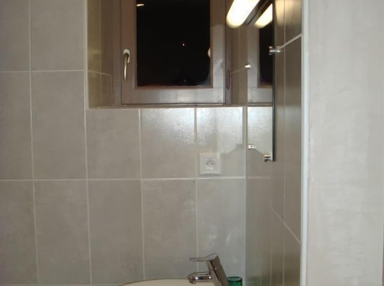 בית מלון כפרי Logis Hôtel Restaurant L Auberge Du Chateau