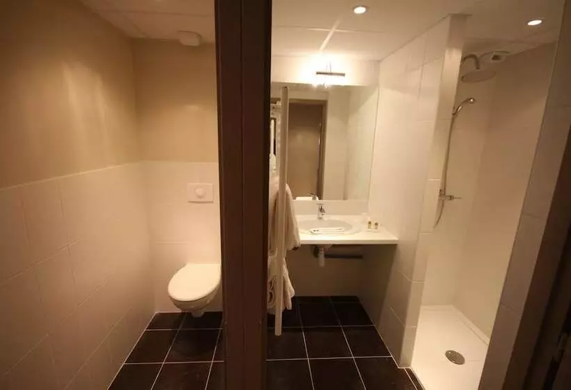 Hotelli Logis Le Cadusia