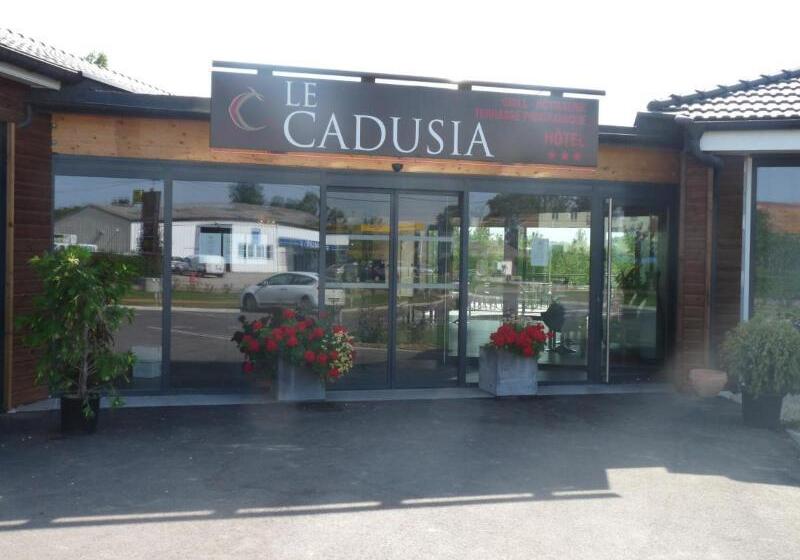 فندق Logis Le Cadusia