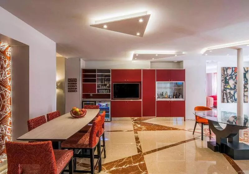 ホテル Mercure Paris Pont De Levallois Neuilly