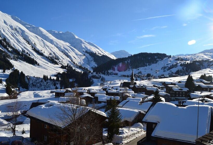 فندق Mountain Lodge Sedrun