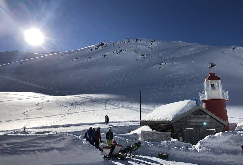 فندق Mountain Lodge Sedrun