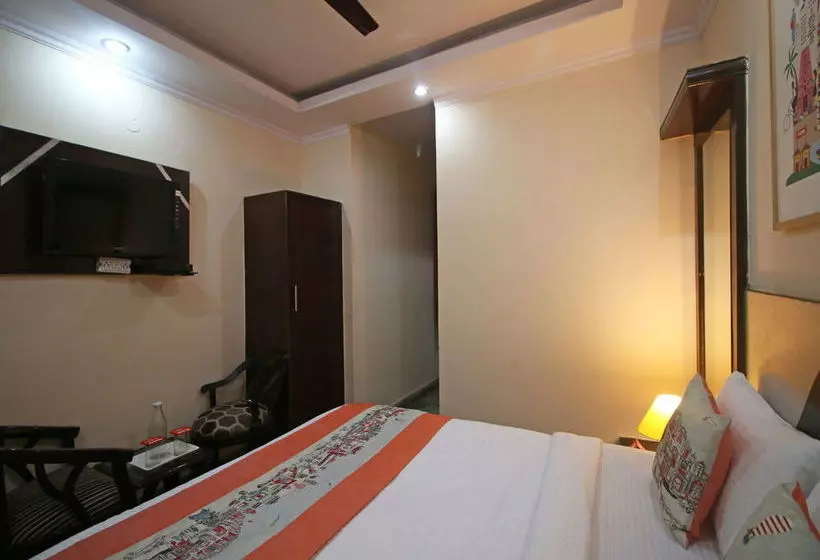 OYO 18997 Hotel Km International