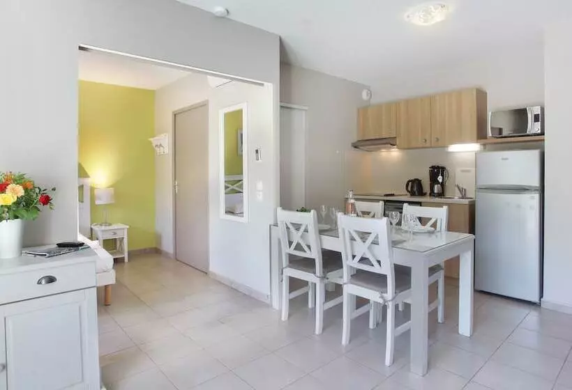 ホテル Residence Odalys Les Oceanides