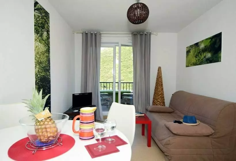 ホテル Résidence Odalys Les Bains D Avène