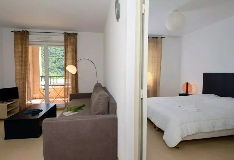 ホテル Résidence Odalys Les Bains D Avène