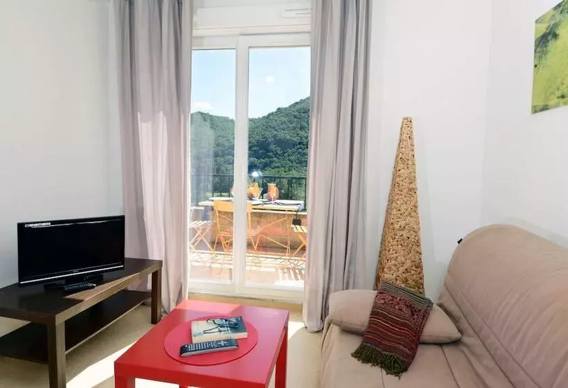 ホテル Résidence Odalys Les Bains D Avène