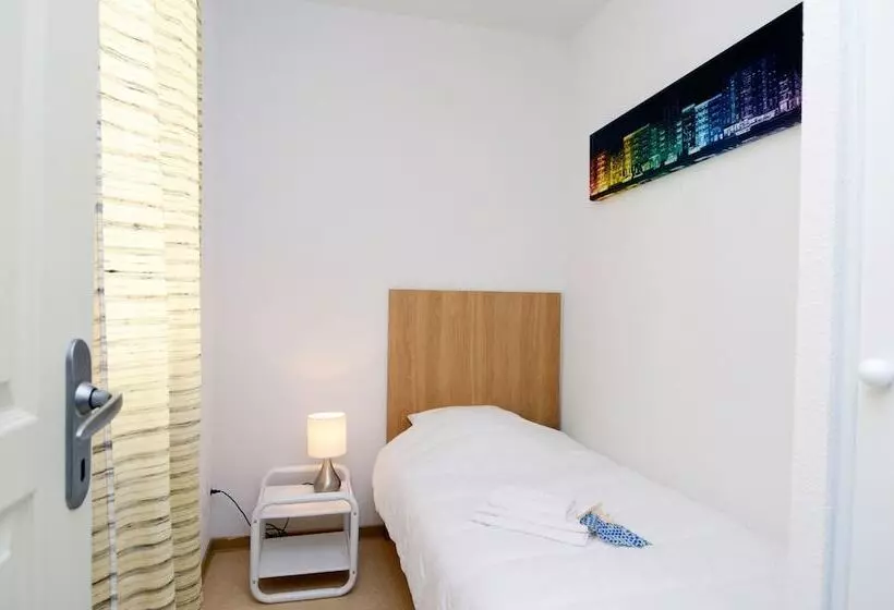 ホテル Résidence Odalys Les Bains D Avène