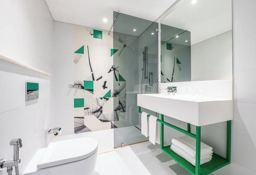 Studio M Arabian Plaza Hotel & Hotel Apartments