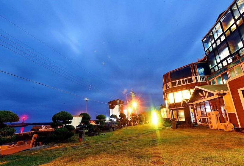 هتل Windmill & Sea Pension