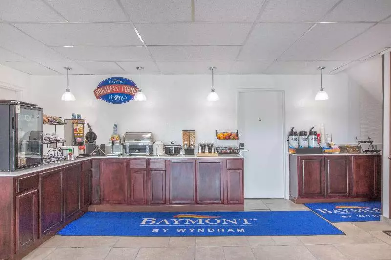 Hotelli Baymont By Wyndham Roseburg