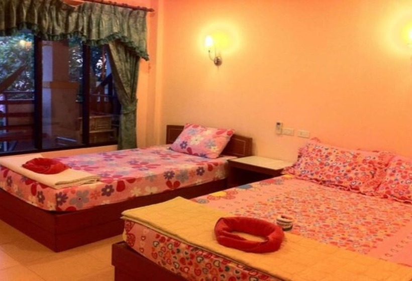 Hotel Black & White Bungalows