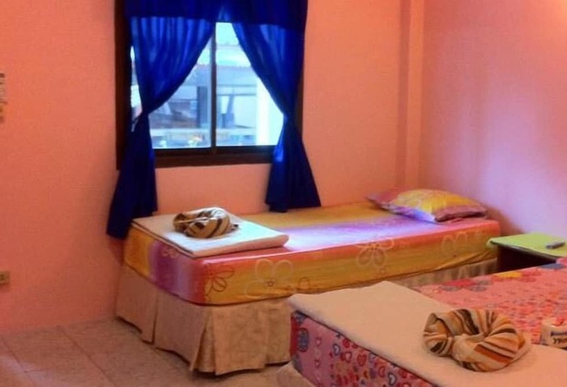 Hotel Black & White Bungalows