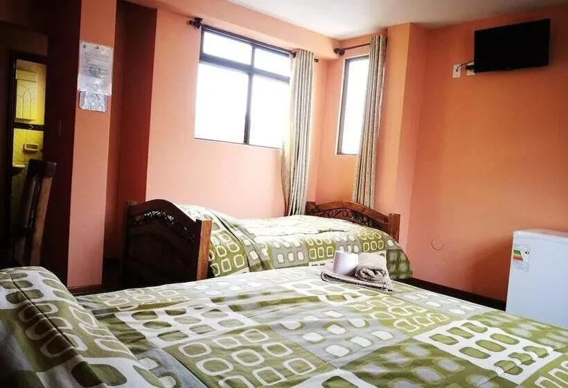 هتل Bolivian Heights Hostel