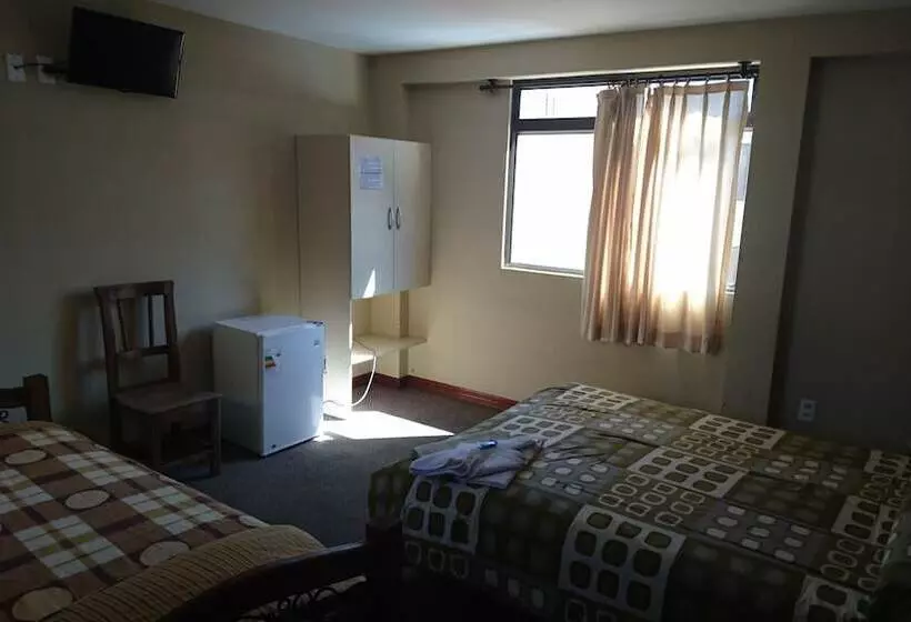 هتل Bolivian Heights Hostel
