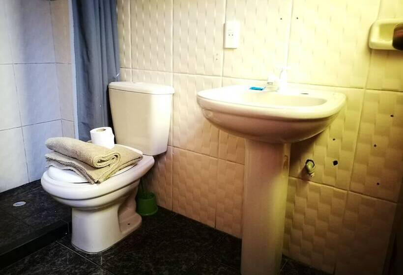 هتل Bolivian Heights Hostel