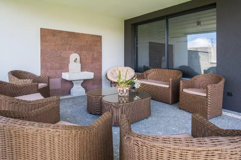 Hotelli Enxurros House