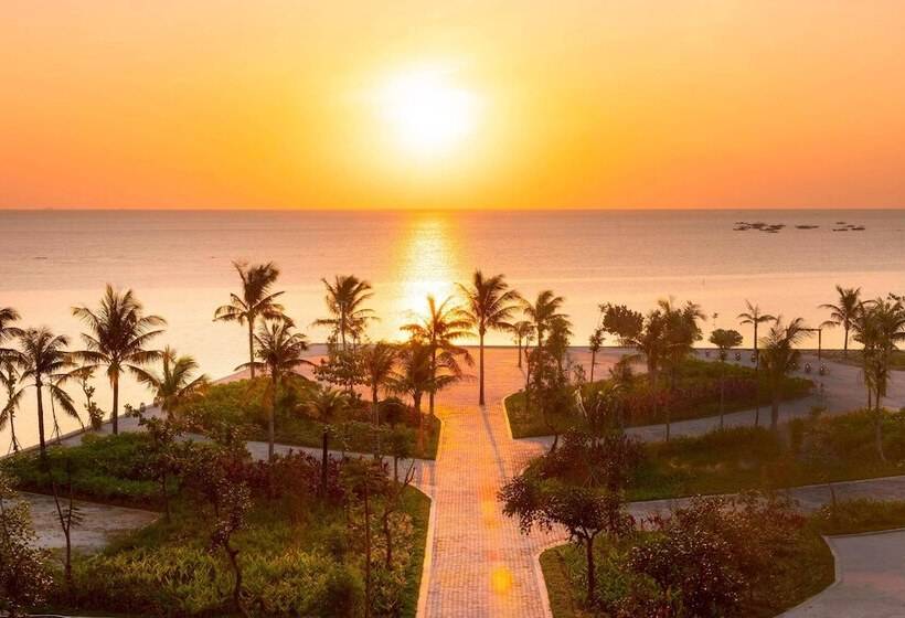 Hotel Fairfield By Marriott Belitung