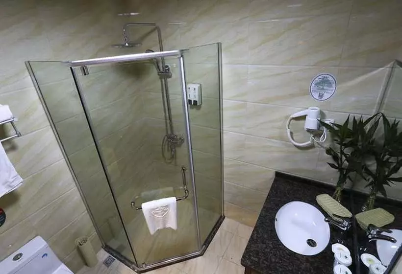 ホテル Greentree Inn Huaian North Chengde Road Sakura Park Phoenix Palace