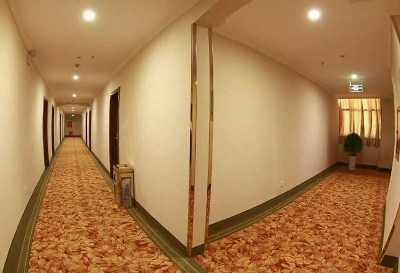 ホテル Greentree Inn Huaian North Chengde Road Sakura Park Phoenix Palace