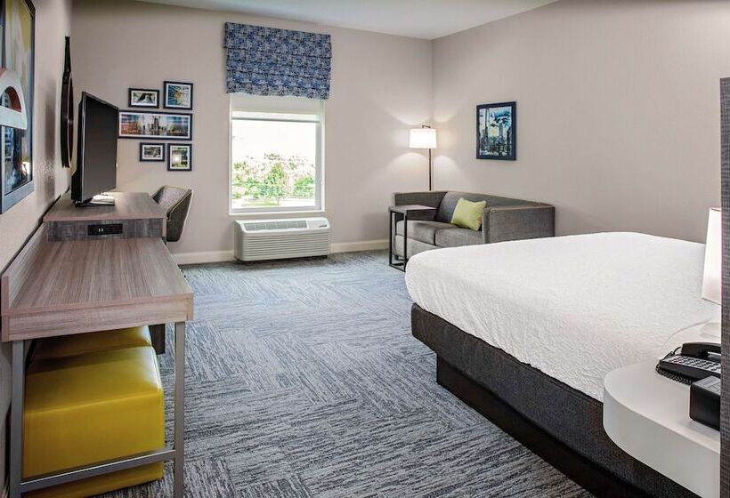 בית מלון כפרי Hampton Inn Cranbury