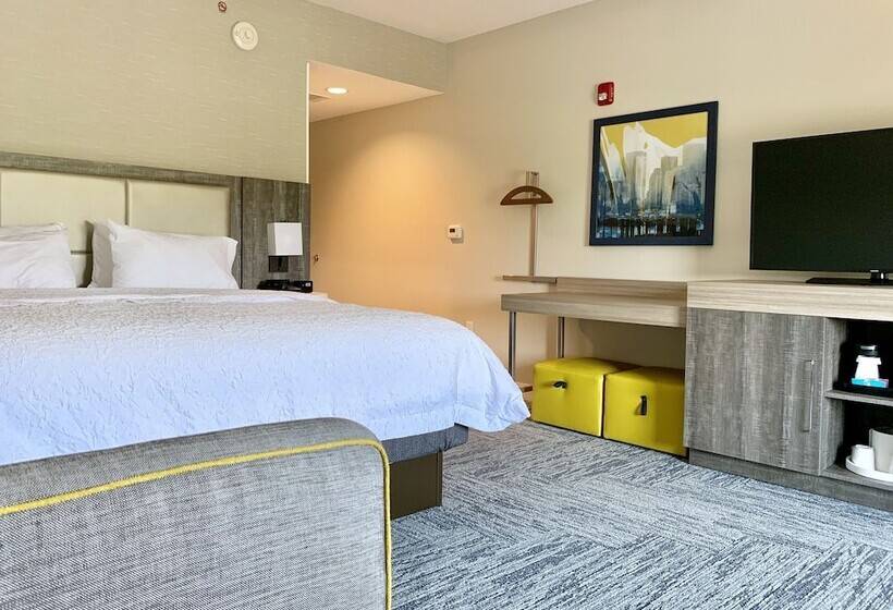 בית מלון כפרי Hampton Inn Cranbury