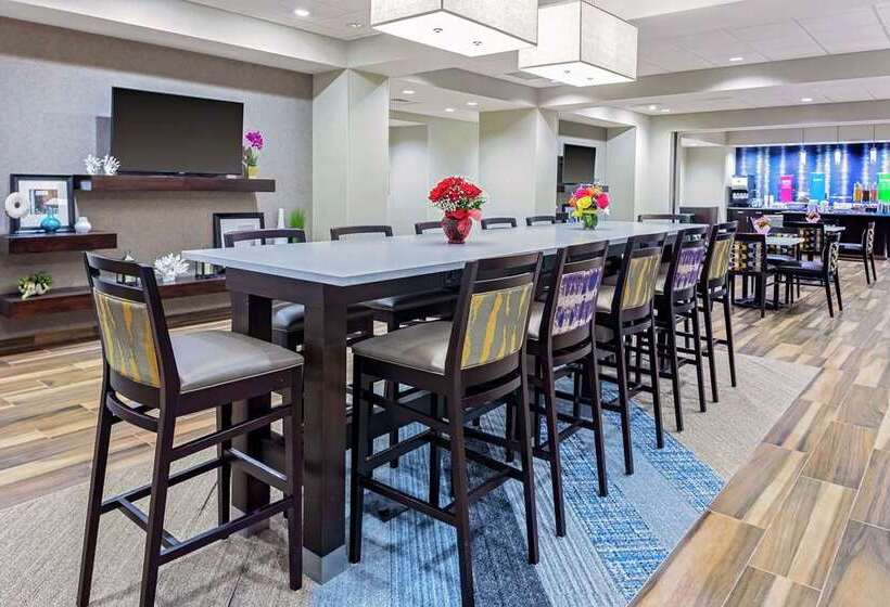 בית מלון כפרי Hampton Inn Cranbury