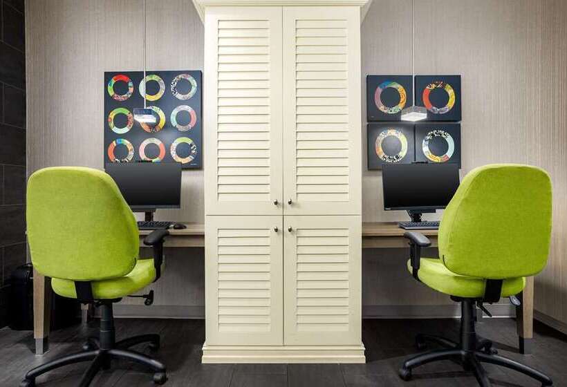 فندق Home2 Suites By Hilton Clermont