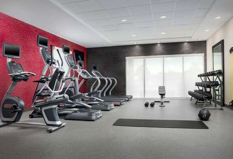 فندق Home2 Suites By Hilton Clermont