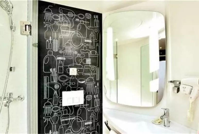 ホテル Ibis Qingdao Hitech Zone