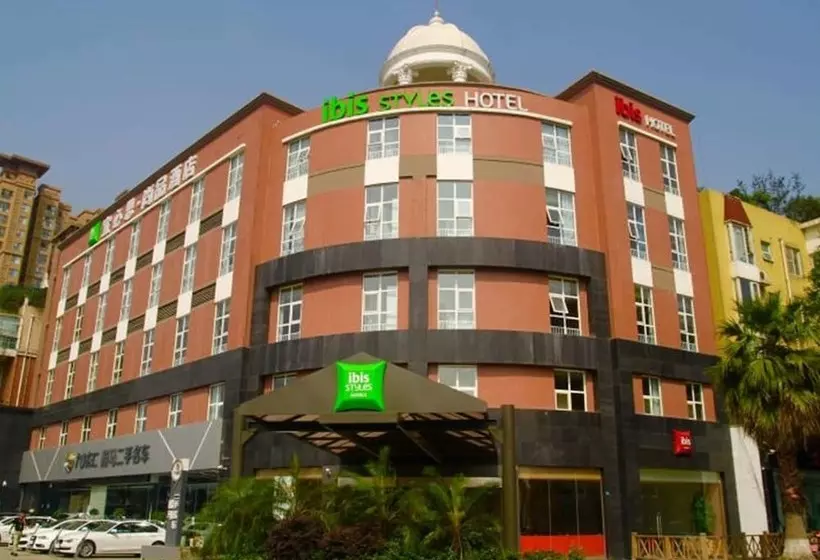 هتل Ibis Styles Chengdu American Center