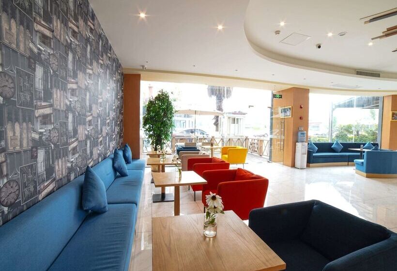 فندق Ibis Styles Chengdu American Center