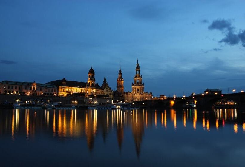 호텔 Indigo Dresden   Wettiner Platz, An Ihg