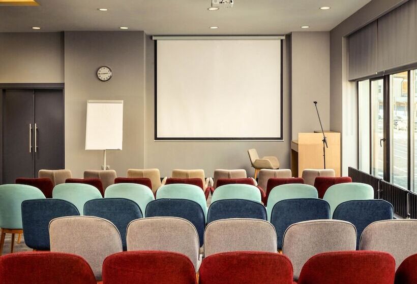 בית מלון כפרי Mercure Nizhny Novgorod Center