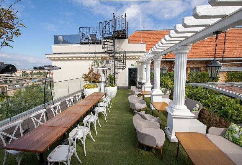 Mystery Hotel Budapest