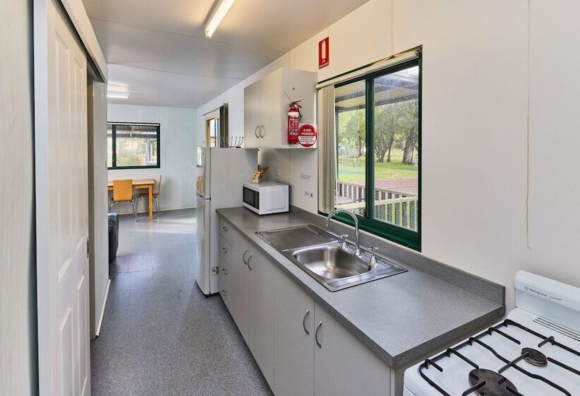 בית מלון כפרי Rac Busselton Holiday Park