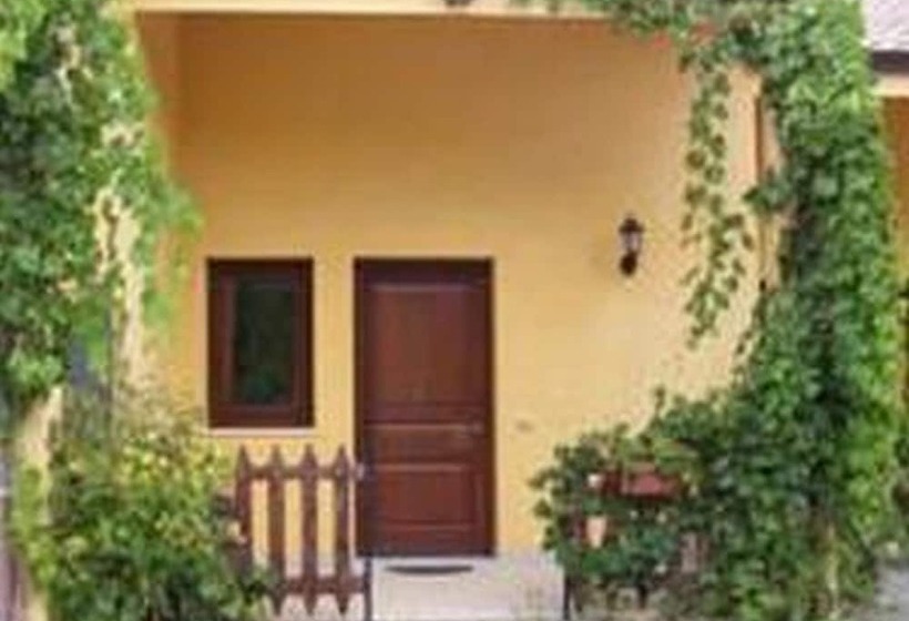 هتل روستایی Villaggio Dei Balocchi