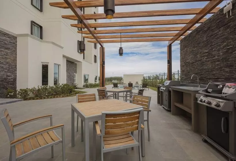 Hotelli Staybridge Suites   Saltillo, An Ihg