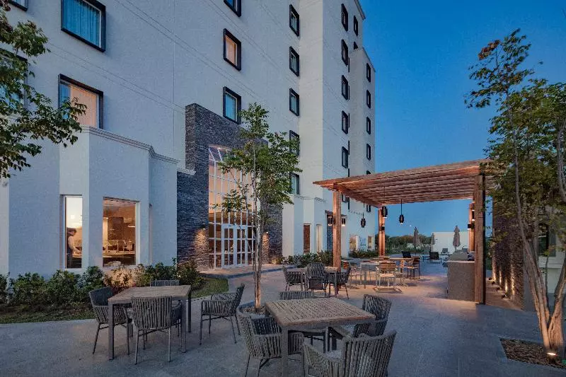 Hotelli Staybridge Suites   Saltillo, An Ihg