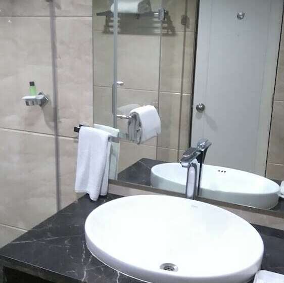 Hotel Ambient Turret