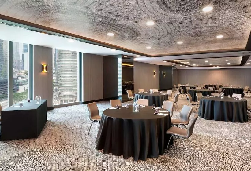 ホテル W Kuala Lumpur