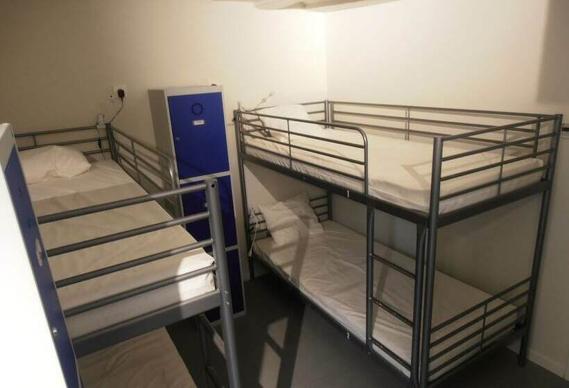 Plaza Catedral Hostel