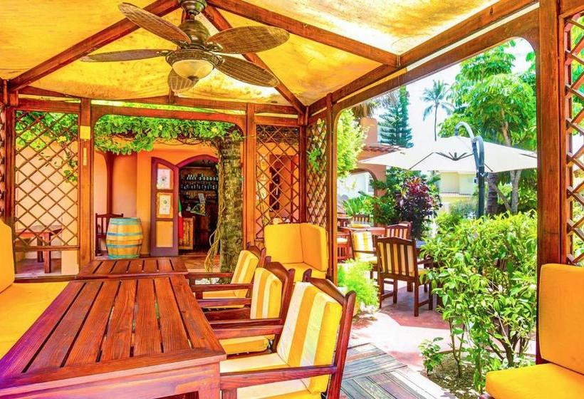 渡假胜地 Aventura Deluxe Beach Club & Spa